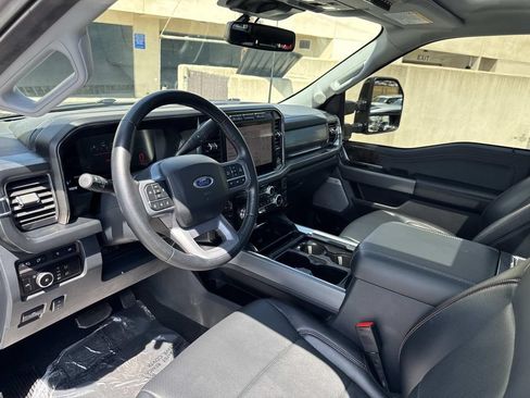 Used 2024 Ford F250 Lariat w/ FX4 Off-Road Package AWD/4WD image 14