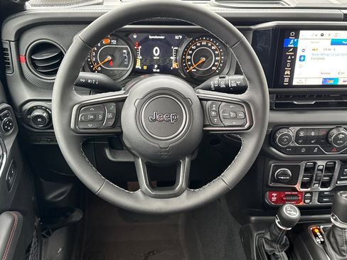 New 2026 Jeep Wrangler Unlimited Rubicon image 13