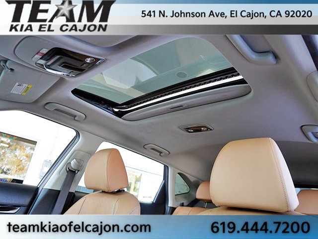Certified 2026 Kia Seltos EX w/ EX Sunroof Package FWD image 19