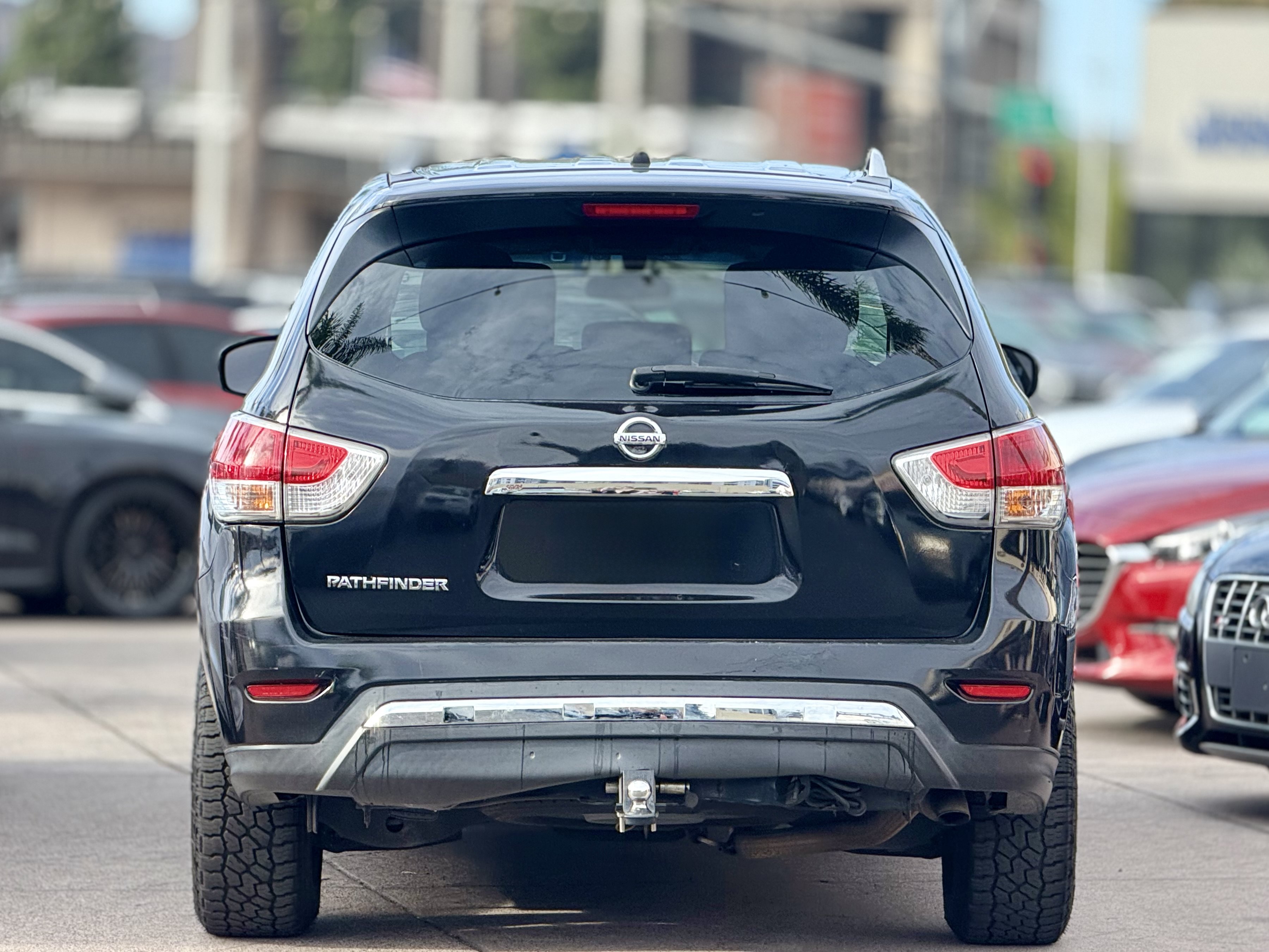 Used 2015 Nissan Pathfinder S FWD image 9