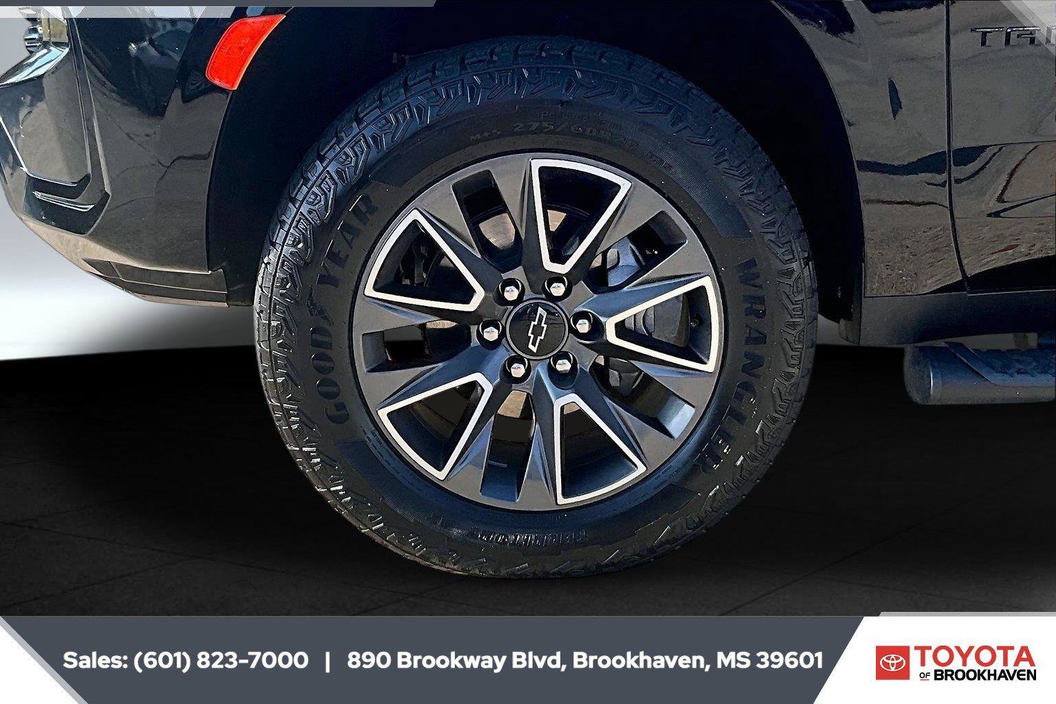 Used 2024 Chevrolet Tahoe Z71 w/ Off-Road Capability Package AWD/4WD image 7