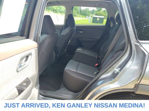 Certified 2023 Nissan Rogue SV AWD/4WD image 15