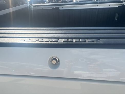 Used 2021 RAM 2500 Limited AWD/4WD image 10