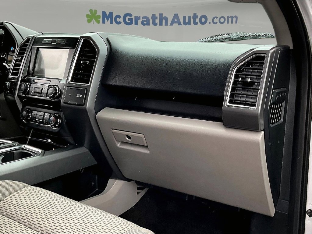 Used 2016 Ford F150 XLT w/ Equipment Group 302A Luxury AWD/4WD image 30