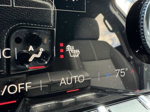 New 2026 GMC Acadia Elevation image 34