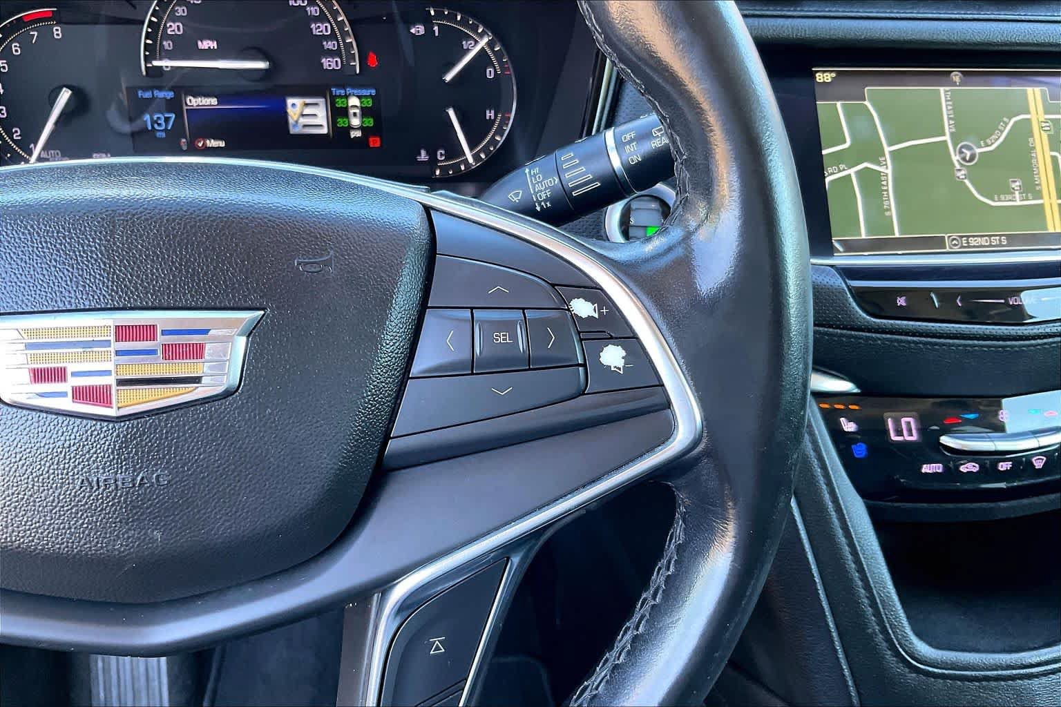 Used 2019 Cadillac XT5 Premium Luxury AWD/4WD image 24