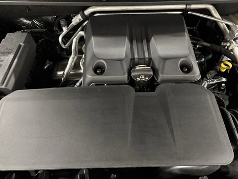 Used 2024 Chevrolet Colorado LT w/ LT Convenience Package III image 23