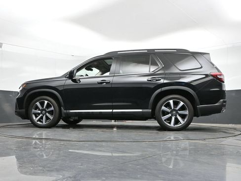Used 2025 Honda Pilot Elite image 38