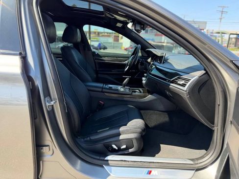 Used 2016 BMW 740i RWD image 47