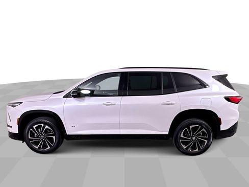 Used 2025 Buick Enclave Sport Touring w/ Power Package image 41