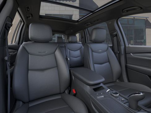 New 2025 Cadillac XT6 Luxury image 49