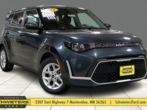 Used 2024 Kia Soul LX w/ LX Technology Package image 1