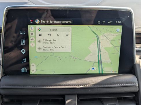 Used 2024 Chevrolet Suburban Z71 image 32