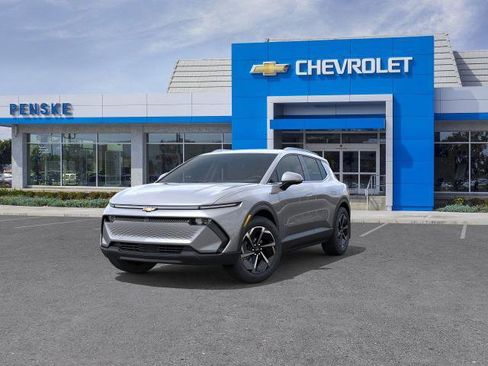 New 2026 Chevrolet Equinox EV LT image 8