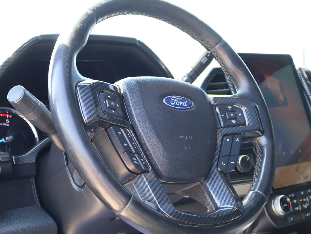 Used 2021 Ford F250 Platinum w/ FX4 Off-Road Package AWD/4WD image 25