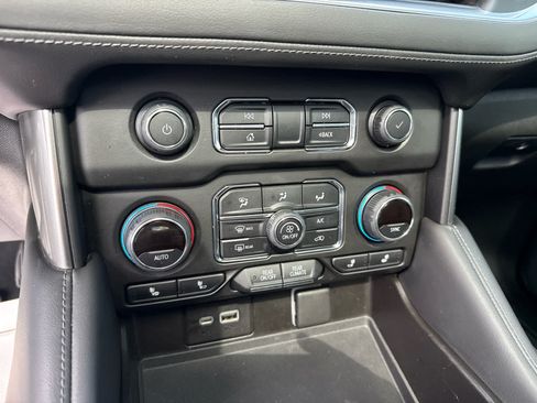 Certified 2021 Chevrolet Tahoe LT w/ LT Signature Package AWD/4WD image 23