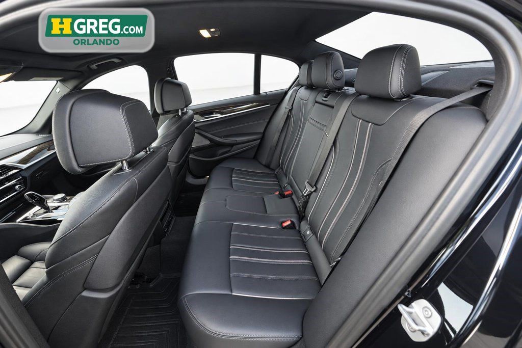 Used 2020 BMW M550i xDrive AWD/4WD image 13
