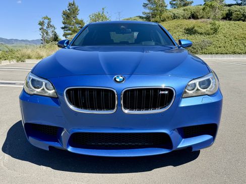 Used 2014 BMW M5 image 12