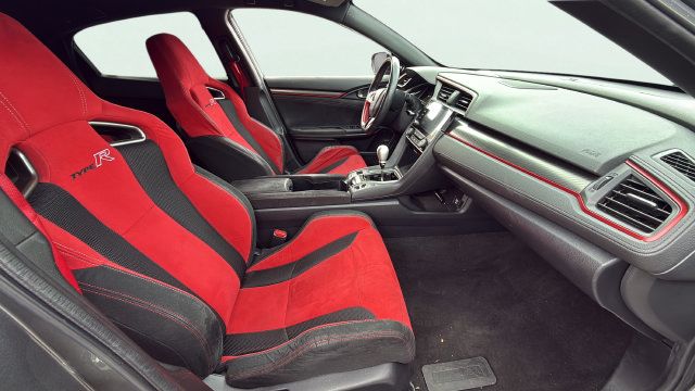 Used 2019 Honda Civic Type R image 19