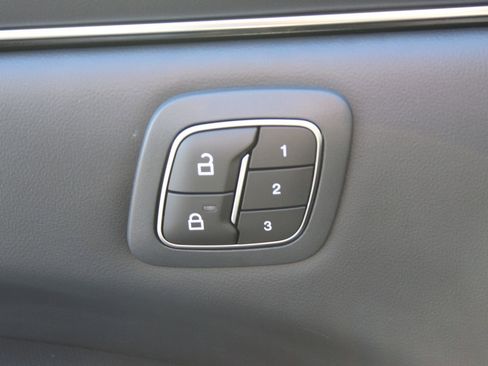 Used 2022 Ford Mustang Mach-E California Route 1 image 18