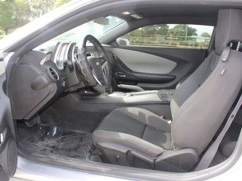 Used 2015 Chevrolet Camaro LS RWD image 8