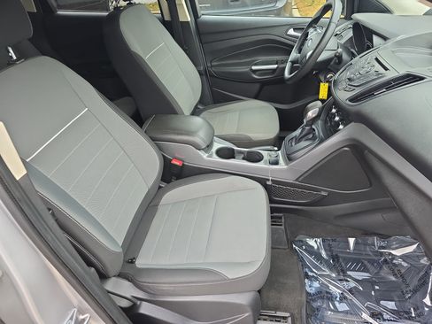 Used 2014 Ford Escape SE image 10