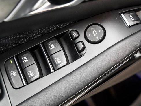 Used 2022 BMW X5 M w/ Competition Package 2 image 44