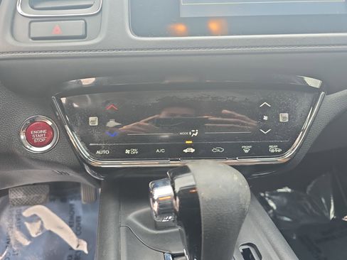 Used 2016 Honda HR-V EX image 23