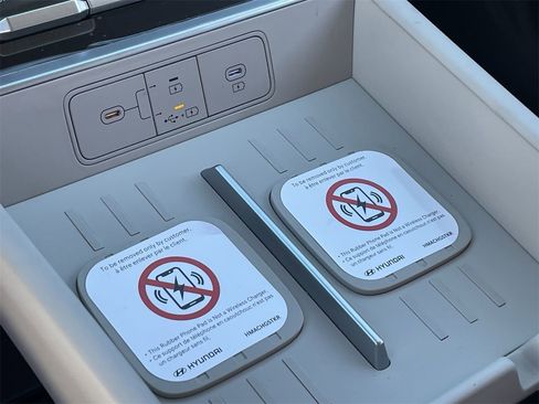 New 2026 Hyundai Santa Fe SE image 28