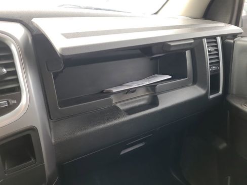 Used 2021 RAM 1500 Classic SLT AWD/4WD image 27