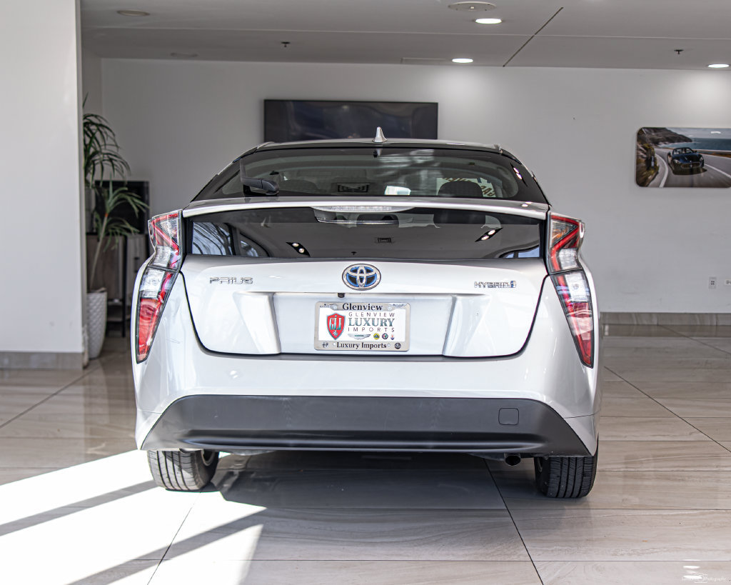 Used 2017 Toyota Prius Two FWD image 13