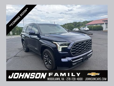 Used 2024 Toyota Sequoia Platinum AWD/4WD image 1