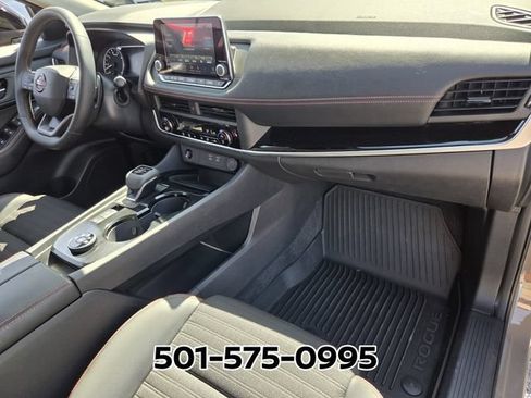 Used 2026 Nissan Rogue SV AWD/4WD image 18