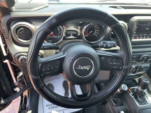 Used 2023 Jeep Wrangler Unlimited Sport AWD/4WD image 11