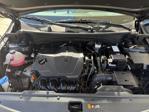 Used 2023 Kia Sportage EX FWD image 19