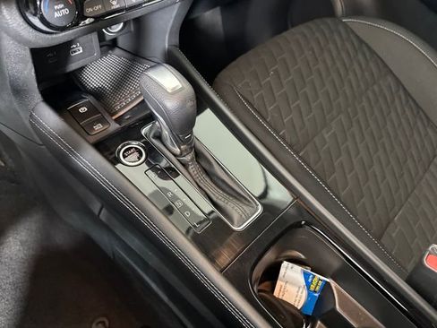 Used 2022 Nissan Kicks SV image 20