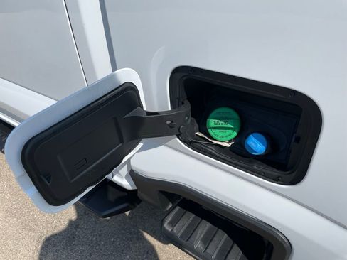 Used 2024 Ford F250 XLT image 56