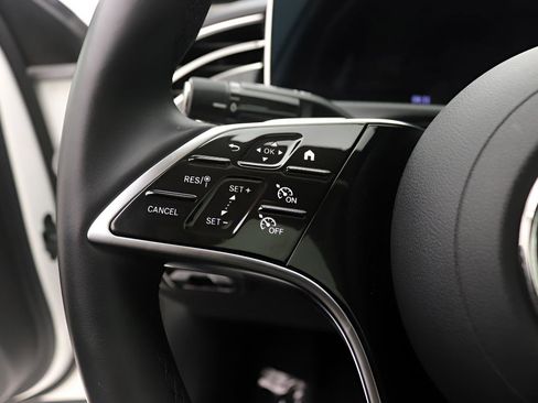Certified 2024 Mercedes-Benz E 350 4MATIC Sedan image 10