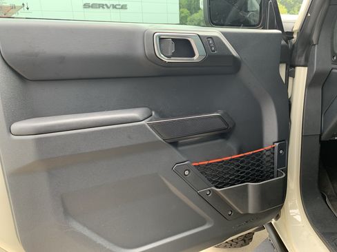 Used 2025 Ford Bronco Raptor AWD/4WD image 14