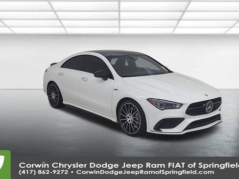 Used 2022 Mercedes-Benz CLA 35 AMG 4MATIC image 4