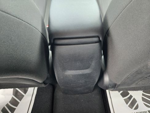 Certified 2023 Hyundai Venue SE image 12