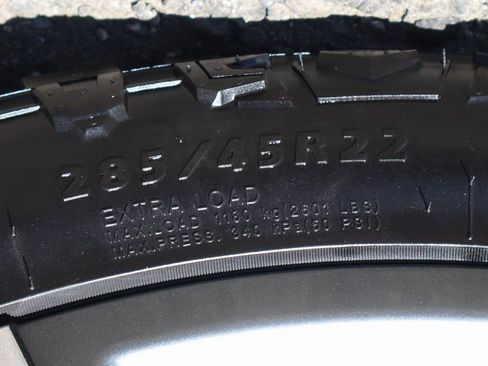 Used 2018 GMC Yukon Denali w/ Denali Ultimate Package image 52