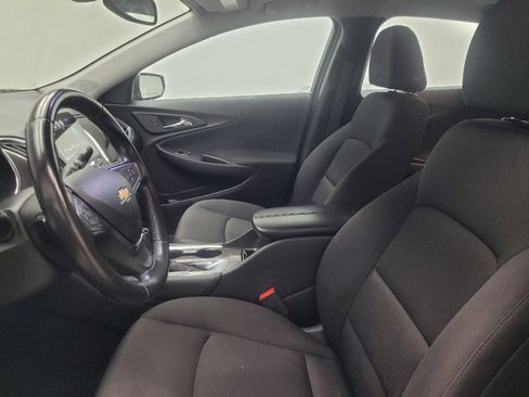 Used 2018 Chevrolet Malibu LT FWD image 17