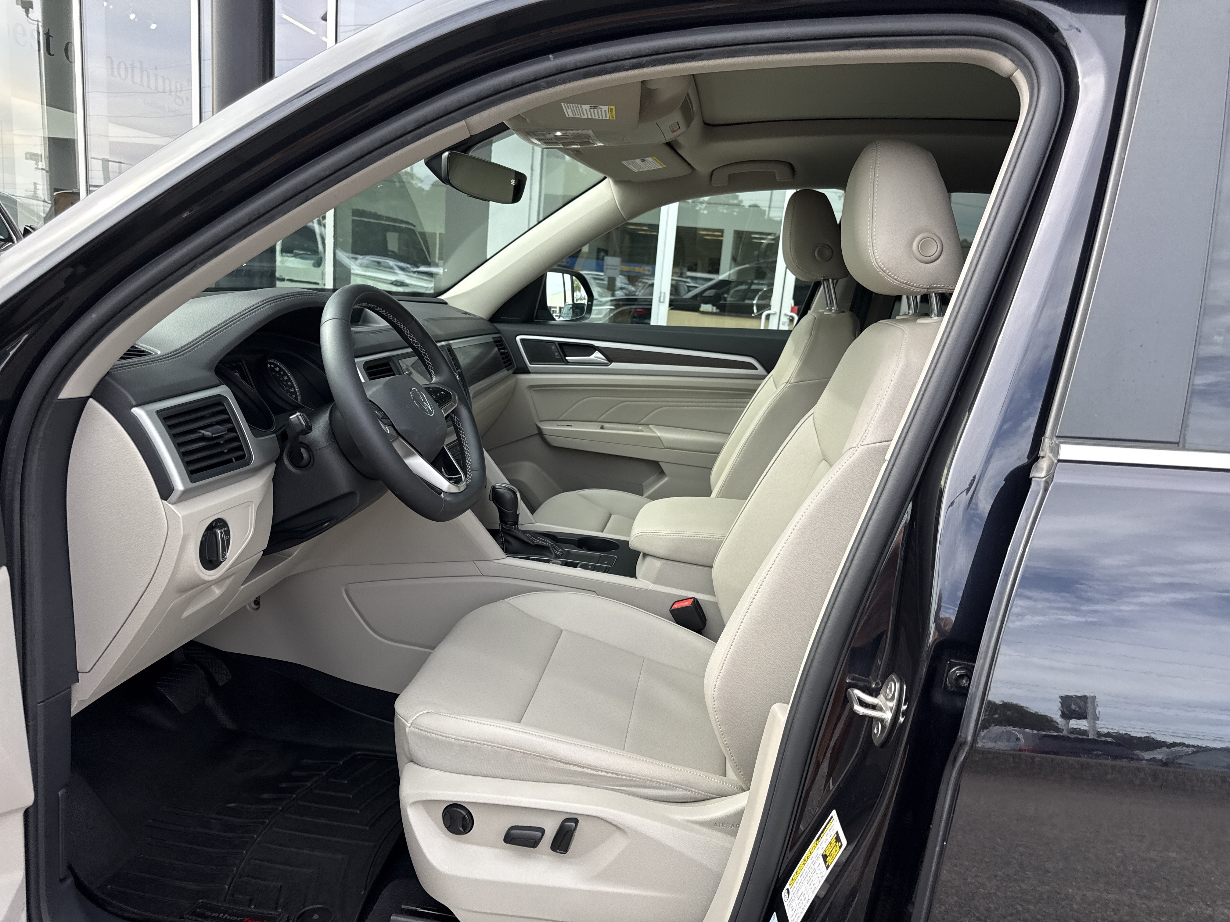 Used 2021 Volkswagen Atlas SE FWD image 10