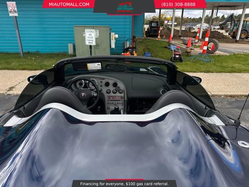 Used 2007 Pontiac Solstice Convertible 2D w/ Premium Package image 14