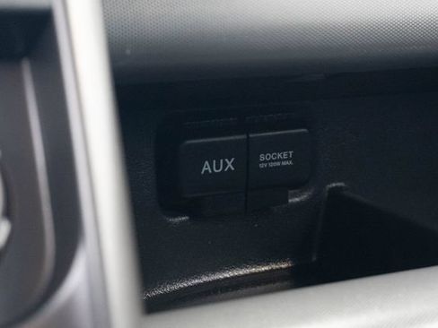 Used 2005 Honda Element EX image 16
