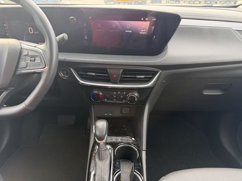 Used 2024 Buick Encore GX Sport Touring w/ Comfort Package FWD image 18