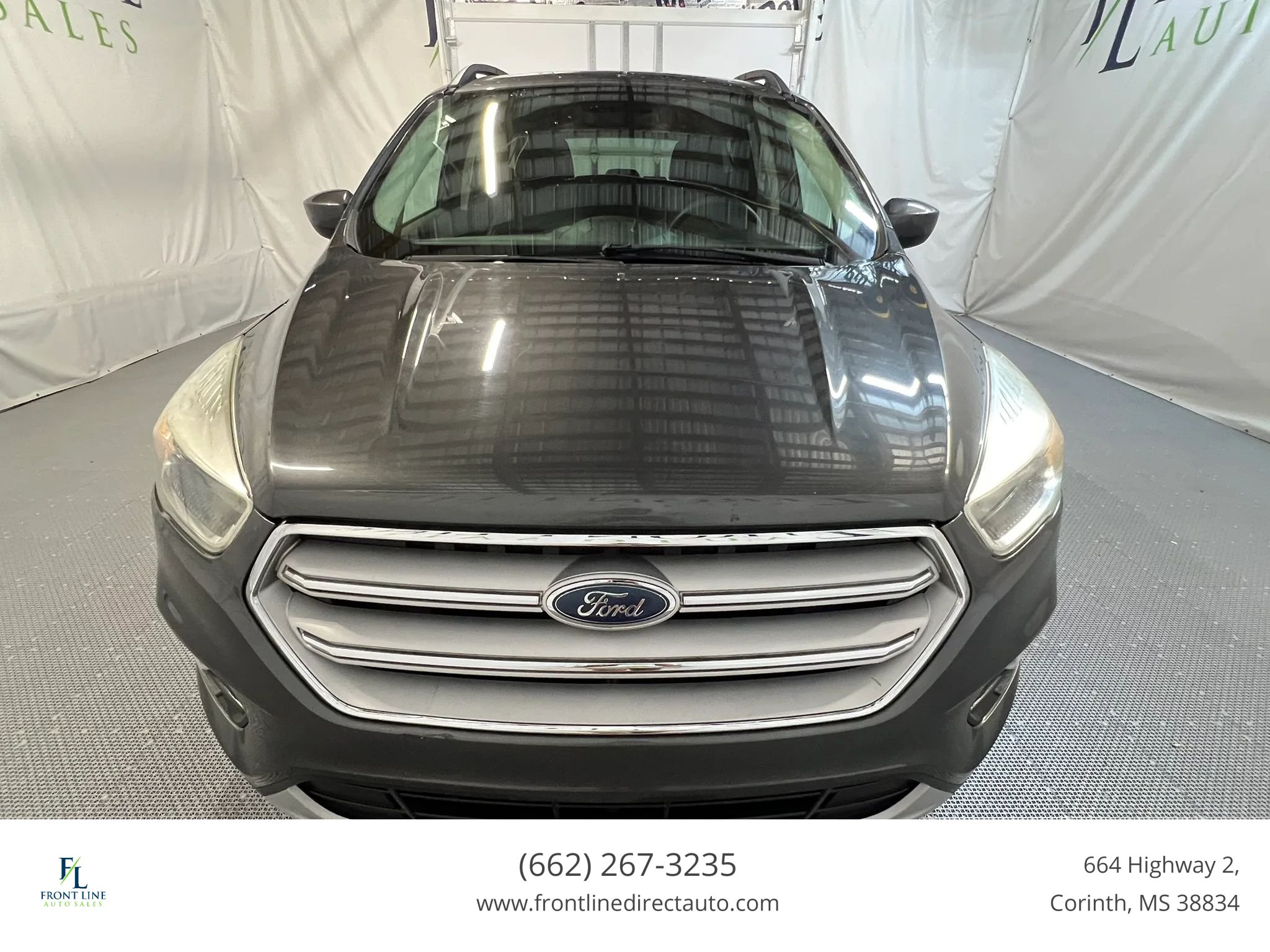 Used 2018 Ford Escape SE FWD image 2