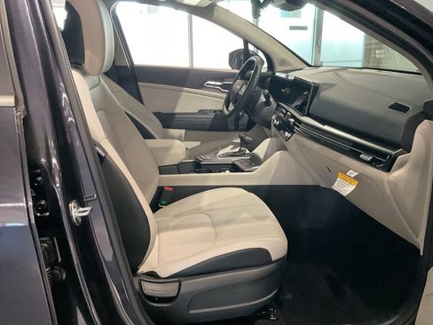 New 2026 Kia Sportage EX image 25