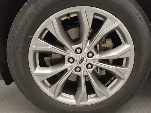 Used 2022 Ford Explorer Limited image 31